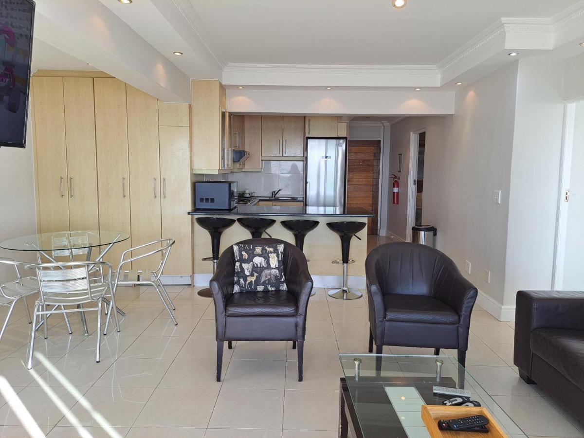 3 Bedroom Sea Facing Family Apartment Cape Town Moullie Point المظهر الخارجي الصورة